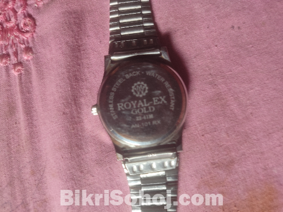 Royax